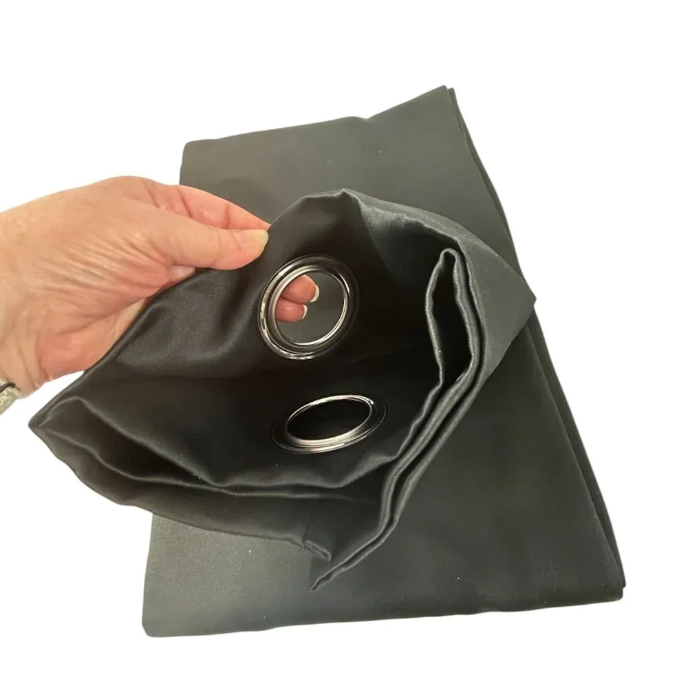 Unbranded black darkening